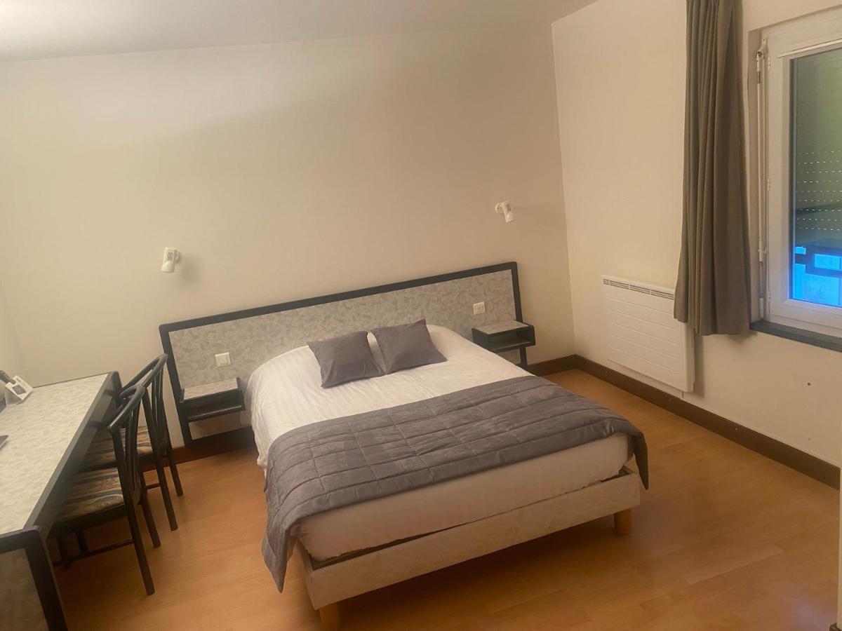 Hotel Du Commerce Joncy Zewnętrze zdjęcie